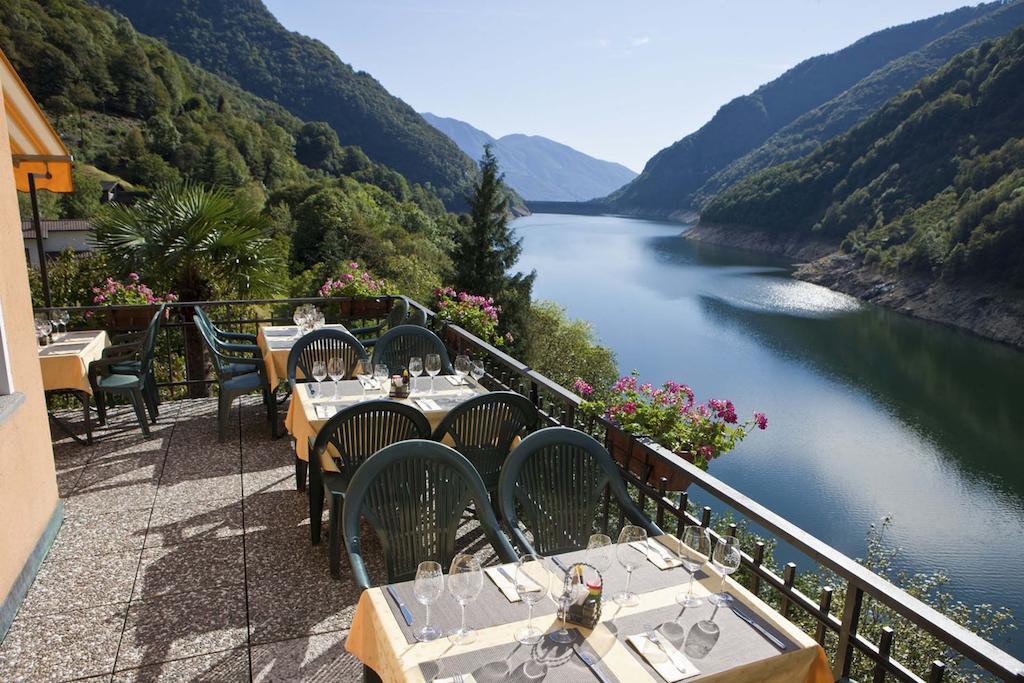 Hotel Al Lago Vogorno Εξωτερικό φωτογραφία