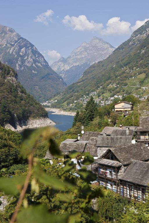 Hotel Al Lago Vogorno Εξωτερικό φωτογραφία